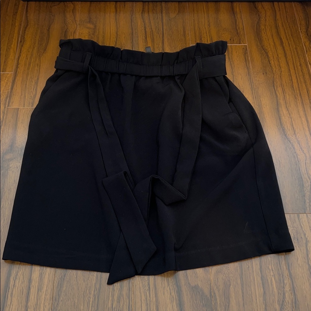 Dynamite Elegant Black Skirt
